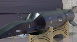 Iran tuyên bố dội tên lửa siêu vượt âm, bác bỏ tin đồn suy yếu