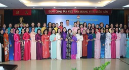 TPHCM họp mặt, tôn vinh nữ cán bộ Mặt trận