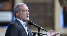 Iran gây bất ngờ với láng giềng, Mỹ điều tàu sân bay thứ ba tham chiến?