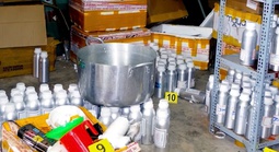 Công an Đồng Nai tìm bị hại liên quan đường dây nước hoa giả 50 tỉ đồng