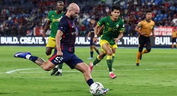 4 cầu thủ nhập tịch “lậu” bị cấm thi đấu tại Malaysia