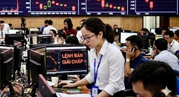 Lãnh đạo nhiều doanh nghiệp bị bán giải chấp cổ phiếu