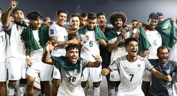 Tuyển Việt Nam so tài sao Ngoại hạng Anh