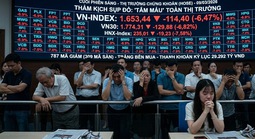 Sáng 9-3, hơn 300 cổ phiếu giảm sàn, nhà đầu tư làm gì để bảo vệ tài sản?