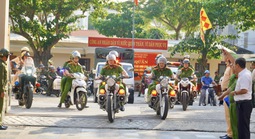 Hình ảnh Công an phường Vũng Tàu ra quân lập lại trật tự đô thị