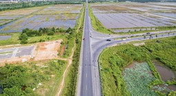 Vụ “Người lạ” trong hồ sơ gói thầu 16,5 tỉ ở Quảng Trị: Phát sinh kiến nghị vẫn khởi công?