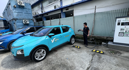 Google Maps tung tính năng gây sốc, chủ xe điện sắp “quên luôn” chuyện hết pin