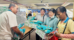 Giữ người bằng sự tử tế