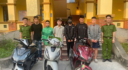 Nhóm đối tượng đeo mặt nạ ném vỏ chai bia làm 4 người đi đường bị thương