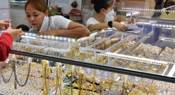 Giá vàng hôm nay, 11-4: Đảo chiều lao dốc