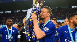 "Hàng hiếm": 10 cầu thủ từng vô địch Ngoại hạng Anh với 2 CLB