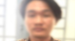 Thanh niên quan hệ với bé gái rồi tới công an đầu thú