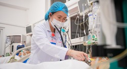 Uống nhầm hóa chất đựng trong chai nước, người đàn ông suýt tử vong