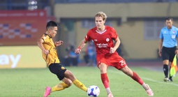 V-League: Đầu tư ngoại binh hay đầu tư gốc rễ?