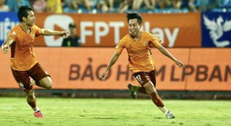 Nhìn từ trận HAGL thắng Nam Định: Đầu tư ít thắng đầu tư nhiều