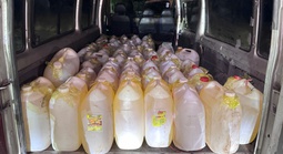 Nhiều vụ buôn lậu xăng dầu qua biên giới bị bắt giữ