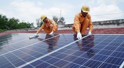Lắp điện mặt trời mái nhà "tự dùng" có đấu nối từ 25-5: Không báo bị phạt thế nào?
