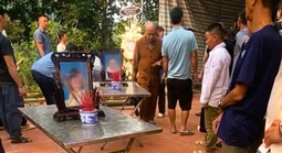 Hai chị em ruột chết đuối tại khe suối sau nhà