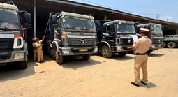 Hình ảnh CSGT Tây Ninh tổng kiểm tra phương tiện vận tải