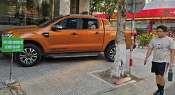 Đà Nẵng: Xe dịch vụ “chiếm” vỉa hè phố du lịch