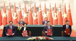 Thương mại Việt - Trung đặt mục tiêu 300 tỉ USD