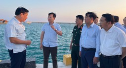 Phú Quý không một mình