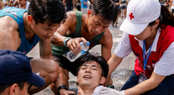 Runner bất ngờ gục ngã ở 20m cuối, bác sĩ khuyến cáo những điều cần thiết