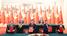 Lễ ký kết các văn kiện hợp tác tiêu biểu giữa Việt Nam - Trung Quốc