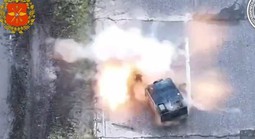 Ukraine nói lần đầu dùng “robot sát thủ” chiếm trận địa Nga, không cần tới bộ binh