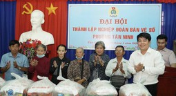 Lá chắn bảo vệ lao động yếu thế