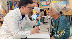 Danh sách 168 cơ sở y tế khám bệnh miễn phí tại TPHCM ngày 17-4