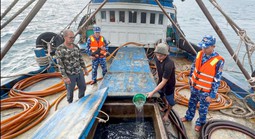 Cảnh sát biển thu giữ hơn 2 triệu lít dầu trái phép