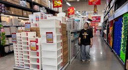 Nguy cơ đứt gãy chuỗi cung ứng ngành nhựa