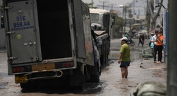 TPHCM duyệt sửa khẩn cấp đường vào cụm cảng Tân Thuận