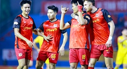 Clip Lê Văn Thuận tiếp tục ghi bàn giúp Ninh Bình FC thắng trận