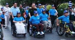 "Kết nối yêu thương" nhân Ngày Người khuyết tật Việt Nam