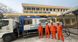 Đảm bảo nguồn điện cho chương trình “Đưa trường học đến thí sinh” với 1.700 học sinh tham dự