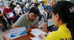 Người hưởng lương hưu mong nhận chế độ trước kỳ nghỉ lễ 30-4