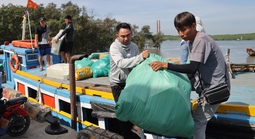 Có hoàn tiền khi đã mua BHYT nhưng sau đó được cấp thẻ miễn phí?