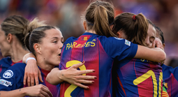 Putellas ra sân lần thứ 500, Barcelona thắng rất đậm Real Madrid ở tứ kết Champions League nữ