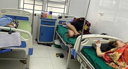 Vụ ngộ độc vì ăn bánh mì: Thêm nhiều người nhập viện