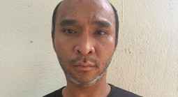 Vừa mãn hạn tù, ca sĩ lô tô bị bắt vì giật điện thoại du khách nước ngoài