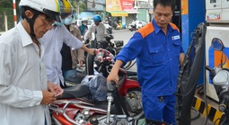 Giá xăng dầu tiếp tục giảm, dầu diesel giảm tới 3.185 đồng/lít