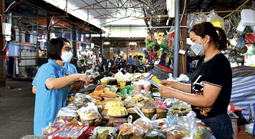 Đề xuất nâng ngưỡng miễn thuế lên 2 tỉ đồng: Có phù hợp thực tế hộ kinh doanh?