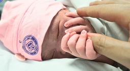 Ba nhóm phụ nữ sinh con được đề xuất nhận hỗ trợ từ 2 triệu đồng