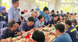 Bữa cơm công đoàn gắn kết người lao động