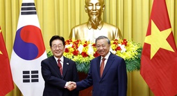 Tổng Bí thư, Chủ tịch nước Tô Lâm hội đàm 
với Tổng thống Hàn Quốc