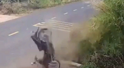 Cục CSGT công bố thêm video vụ tai nạn giao thông khiến nam sinh lớp 12 tử vong ở Đắk Lắk