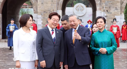 Tổng Bí thư, Chủ tịch nước và Phu nhân chủ trì chương trình đặc biệt tại Hoàng Thành Thăng Long