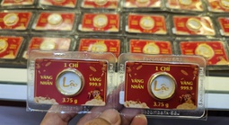 Giá vàng miếng SJC và vàng nhẫn tiếp tục lao dốc